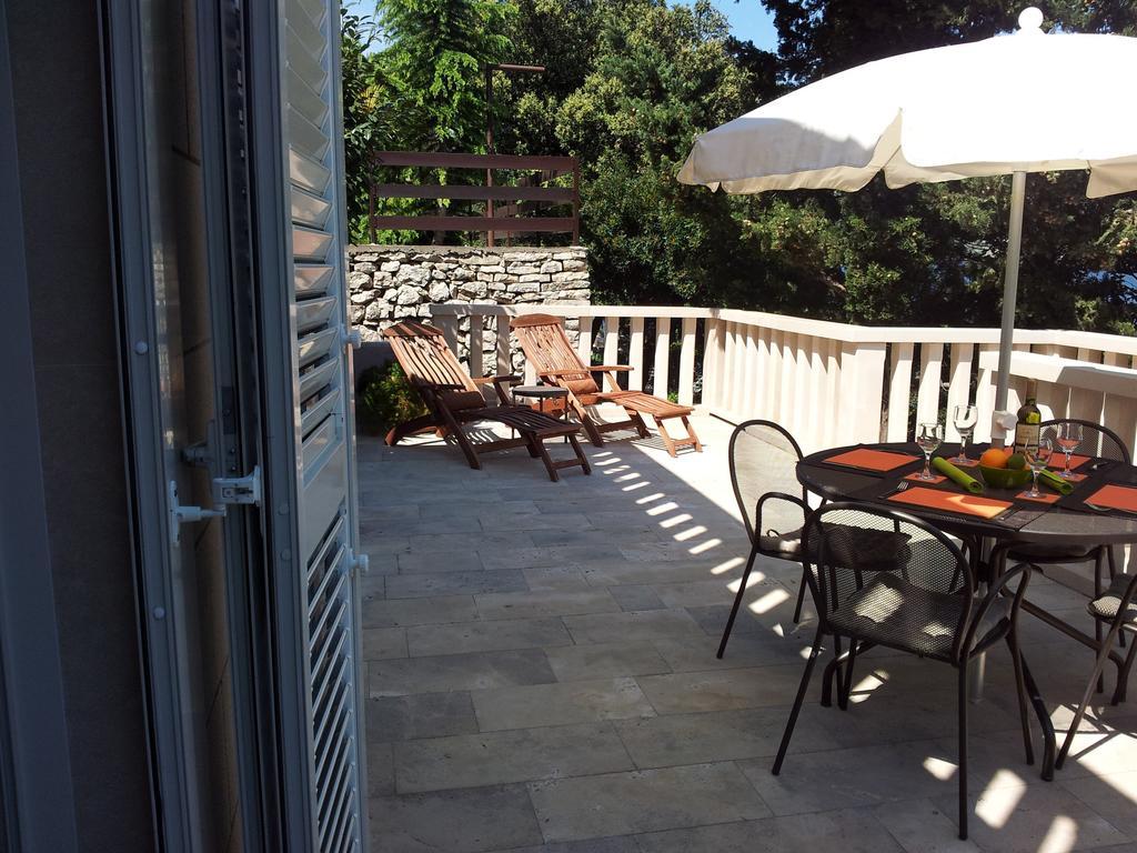 Villa Jade Apartments Front Row Sea View - Walk To Korcula Old Town Medvinjak Bagian luar foto