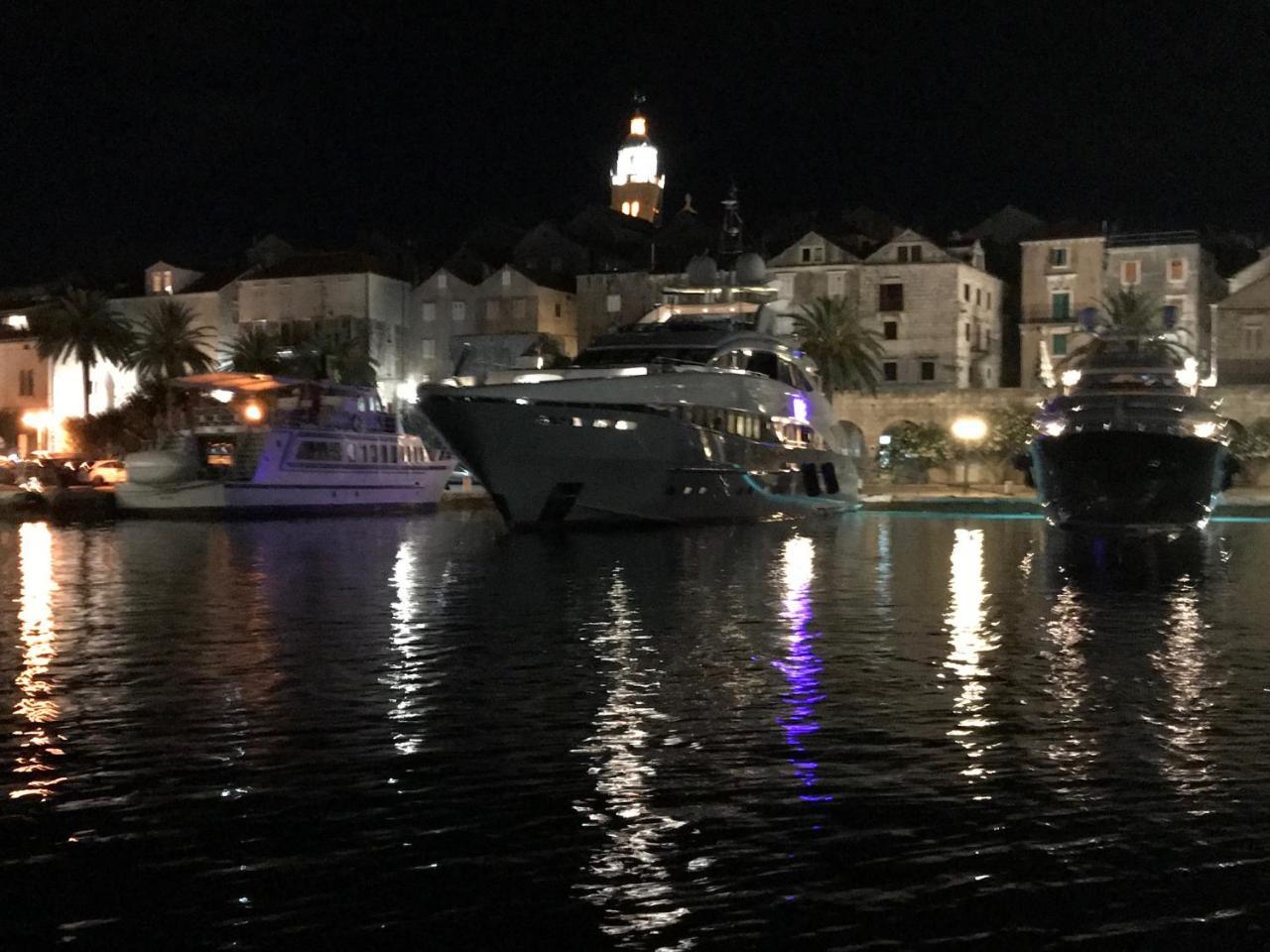 Villa Jade Apartments Front Row Sea View - Walk To Korcula Old Town Medvinjak Bagian luar foto